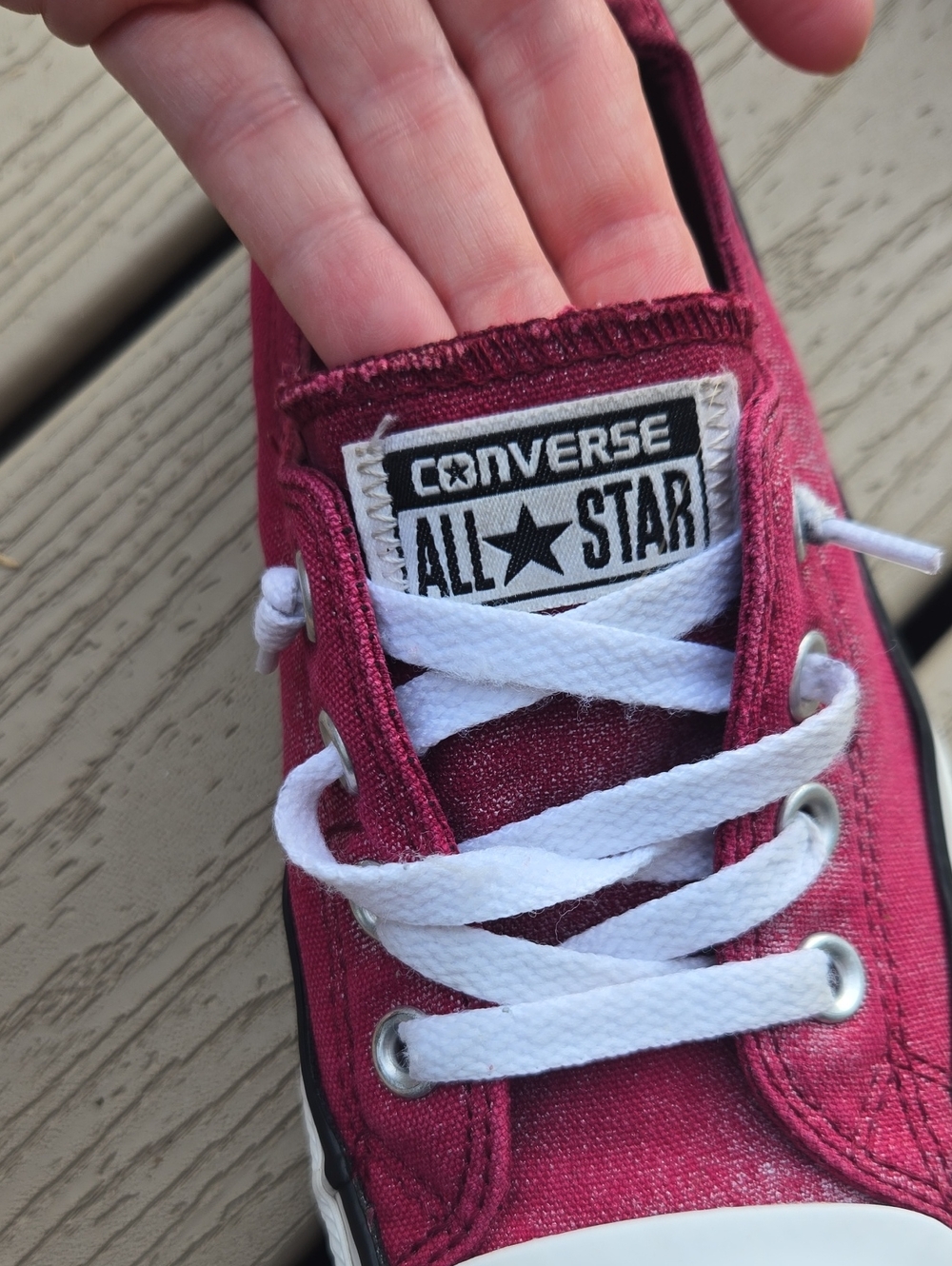 Maroon Shoreline Converse - Picture 2 of 11